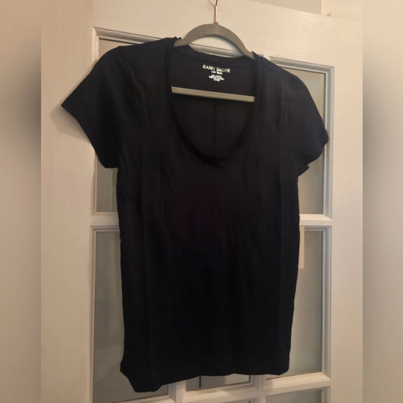 Ramy Brook New York Classic Black Scoop Neck Short Sleeve Tee - Picture 4 of 7